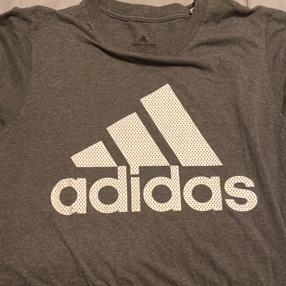 Adidas T-shirt